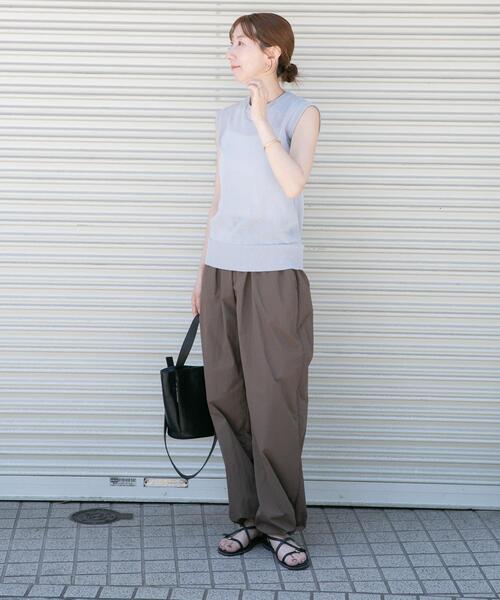 ITEMS URBANRESEARCH(アイテムズ アーバンリサーチ)の「リネン混ノースリーブニット(ニット/セーター・レディース・ブラウン/ライトブルー/ホワイト・FREE)」の16枚目の写真