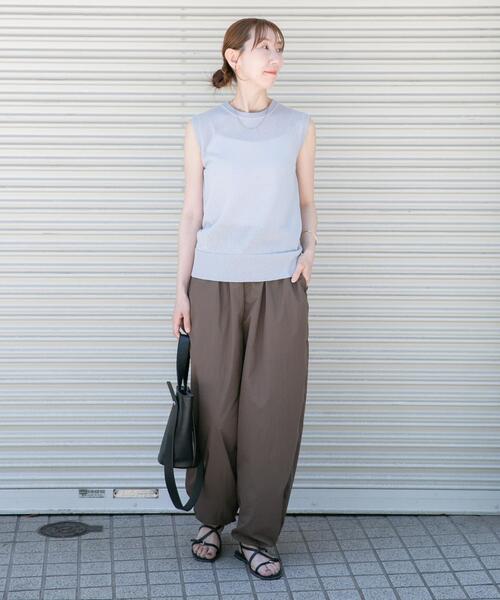 ITEMS URBANRESEARCH(アイテムズ アーバンリサーチ)の「リネン混ノースリーブニット(ニット/セーター・レディース・ブラウン/ライトブルー/ホワイト・FREE)」の17枚目の写真