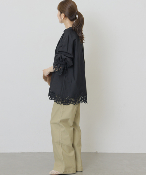JOURNAL STANDARD relume(ジャーナルスタンダード レリューム)の「《WEB限定追加》エンブロイダリーブラウス(シャツ/ブラウス・レディース・ホワイト/ブラック・FREE)」の4枚目の写真