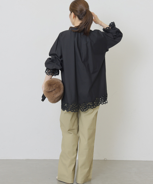 JOURNAL STANDARD relume(ジャーナルスタンダード レリューム)の「《WEB限定追加》エンブロイダリーブラウス(シャツ/ブラウス・レディース・ホワイト/ブラック・FREE)」の5枚目の写真