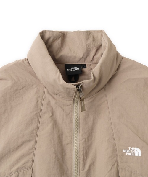 THE NORTH FACE（ザノースフェイス）の「THE NORTH FACE VERSATILE BLOUSON / ザ・ノース・フェイス バーサ タイル ブルゾン（ナイロンジャケット・メンズ・ベージュ/ダークグレー・S/M/L/XL）」の10枚目の写真