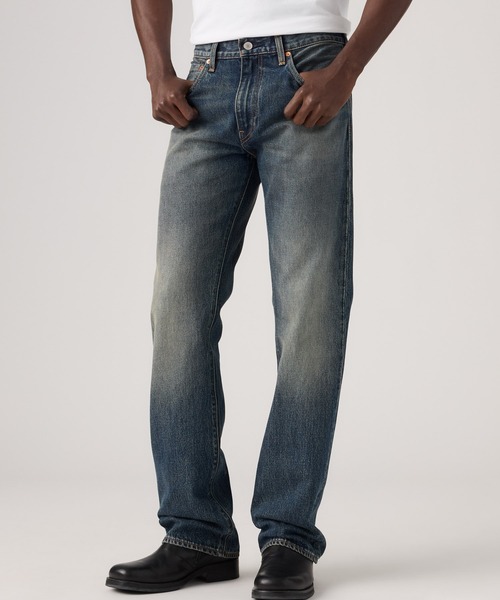 Levi's(リーバイス)の「Levi's/リーバイス 517(TM) ブーツカット ジーンズ ミディアムインディゴ(デニムパンツ・メンズ・ダークインディゴブルー・W36 L32/W34 L32/W33 L32/W32 L32/W31 L32/W30 L32/W29 L32/W28 L32)」の1枚目の写真