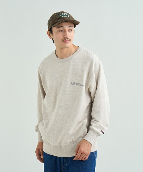 NANGA（ナンガ）の「ECOHYBRID MESSAGE EMB SWEAT/エコハイブリッド メッセージ エンブロイダリー スウェット（スウェット・メンズ・ライトグレー/ブラック系その他/オートミール・S/L/M）」の5枚目の写真