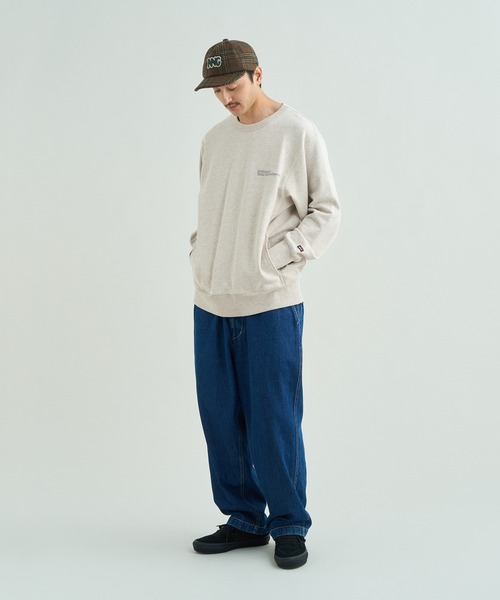 NANGA（ナンガ）の「ECOHYBRID MESSAGE EMB SWEAT/エコハイブリッド メッセージ エンブロイダリー スウェット（スウェット・メンズ・ライトグレー/ブラック系その他/オートミール・S/L/M）」の10枚目の写真