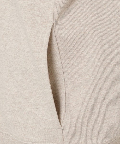 NANGA（ナンガ）の「ECOHYBRID MESSAGE EMB SWEAT/エコハイブリッド メッセージ エンブロイダリー スウェット（スウェット・メンズ・ライトグレー/ブラック系その他/オートミール・S/L/M）」の15枚目の写真