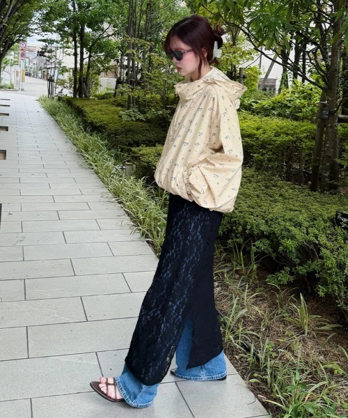 SallyLunn(サリーラン)の「【mai×SallyLunn】着こなしの幅が広がる!ペチコート付きレーススカート(スカート・レディース・ホワイト/ブラック・FREE)」の4枚目の写真