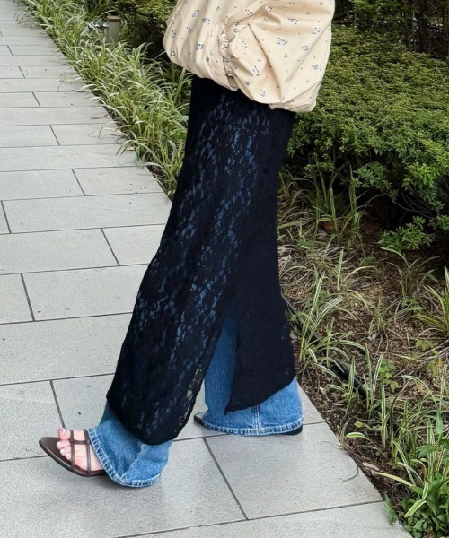 SallyLunn(サリーラン)の「【mai×SallyLunn】着こなしの幅が広がる!ペチコート付きレーススカート(スカート・レディース・ホワイト/ブラック・FREE)」の6枚目の写真