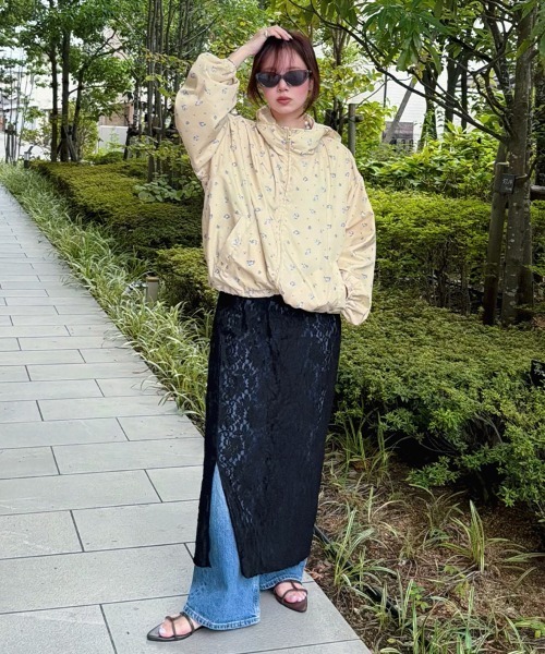 SallyLunn(サリーラン)の「【mai×SallyLunn】着こなしの幅が広がる!ペチコート付きレーススカート(スカート・レディース・ホワイト/ブラック・FREE)」の3枚目の写真