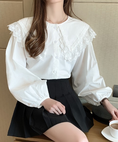 AMAJI(アマジ)の「バルーンスリーブ ピーターパンカラー 白シャツ(シャツ/ブラウス・レディース・ホワイト・SMALL/MEDIUM/LARGE/X-LARGE)」の4枚目の写真