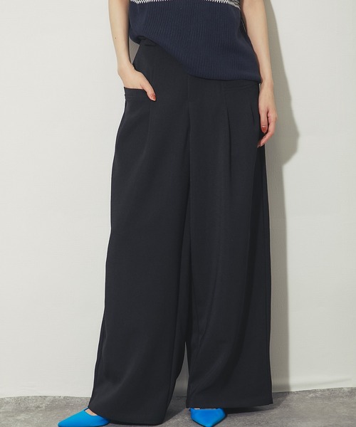 ANOTHER S（アナザーエス）の「タックフロントワイドドレープパンツ（スラックス・レディース・チャコールグレー/モカ/ブラック・M）」の13枚目の写真