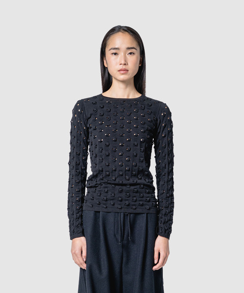 muller of yoshiokubo（ミュラーオブヨシオクボ）の「muller of yoshiokubo ミュラーオブヨシオクボ / VOID KNIT TOP ヴォイドシアーニットトップス / MLF26801（ニット/セーター・レディース・ブラック/モスグリーン・38）」の2枚目の写真