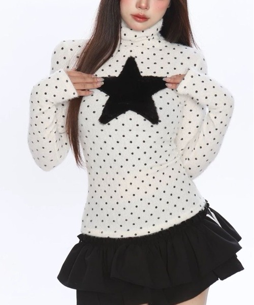 AsheKsha(アシクシャ)の「水玉星柄ハイネックフィット長袖トップス(Tシャツ/カットソー・レディース・ホワイト・M)」の12枚目の写真