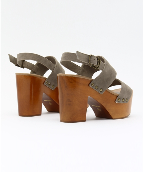 mystic(ミスティック)の「【mystic】ウッドソールサンダル(サンダル・レディース・モカ/キャメル/その他22・36/37/38)」の6枚目の写真