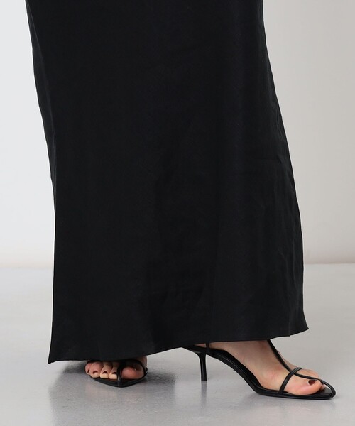 Gabriela Coll Garments(ガブリエラコールガーメンツ)の「GABRIELA COLL GARMENTS NO.303 LINEN BIAS DRESS リネン マキシドレス(ワンピース・レディース・ブラック・2)」の8枚目の写真