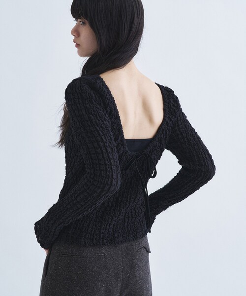 CODE A(コードエー)の「crinkle ribbon 2way top(Tシャツ/カットソー・レディース・ブラック/カーキ/オフホワイト・00)」の15枚目の写真