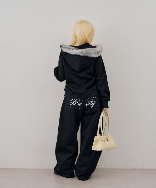Another Branch olive des olive（アナザーブランチオリーブデオリーブ）の「バックロゴ刺繍ロゴワイドスウェットパンツ（スウェットパンツ・レディース・グレー/ブラック/ブラウン・FREE）」の9枚目の写真