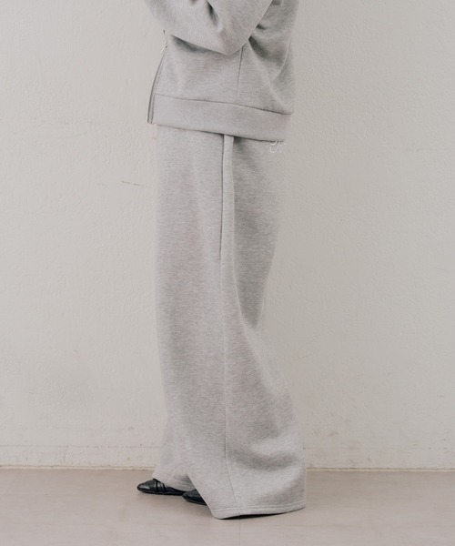 Another Branch olive des olive（アナザーブランチオリーブデオリーブ）の「バックロゴ刺繍ロゴワイドスウェットパンツ（スウェットパンツ・レディース・グレー/ブラック/ブラウン・FREE）」の19枚目の写真