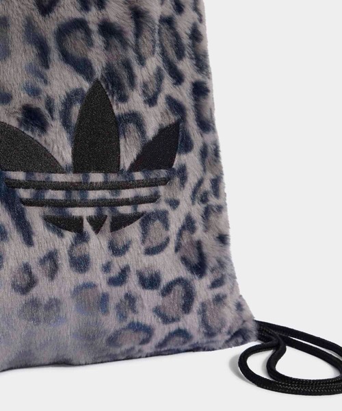 adidas(アディダス)の「ナップサック レオパード バッグ / アディダスオリジナルス adidas Originals(エコバッグ/サブバッグ・メンズ・グレー・FREE)」の3枚目の写真