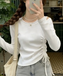 サイドシャーリングカットアウトトップス