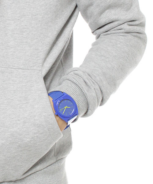 時しらず（トキシラズ）の「NIXON TIME TELLER P（アナログ腕時計・メンズ・ブラック/ピンク/レッド/ケリー/コバルトブルー/ネイビー/その他1・フリー）」の14枚目の写真