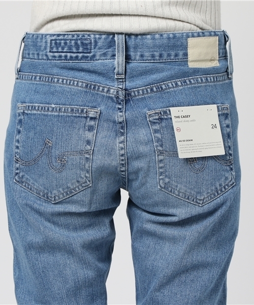 AG（エージー）の「AG デニムパンツ（デニムパンツ・レディース・ブルー・24）」の12枚目の写真