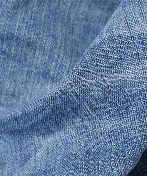 AG（エージー）の「AG デニムパンツ（デニムパンツ・レディース・ブルー・24）」の6枚目の写真