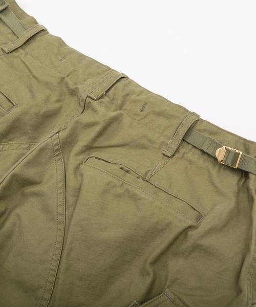 UNITED ARROWS & SONS（ユナイテッドアローズアンドサンズ）の「UNITED ARROWS & SONS（ユナイテッドアローズ＆サンズ）SKNY FIELD TROUSERS（カーゴパンツ・メンズ・ダークグリーン・LARGE/X-LARGE/MEDIUM/SMALL）」の4枚目の写真
