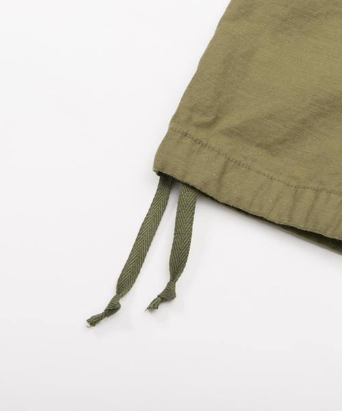 UNITED ARROWS & SONS（ユナイテッドアローズアンドサンズ）の「UNITED ARROWS & SONS（ユナイテッドアローズ＆サンズ）SKNY FIELD TROUSERS（カーゴパンツ・メンズ・ダークグリーン・LARGE/X-LARGE/MEDIUM/SMALL）」の6枚目の写真