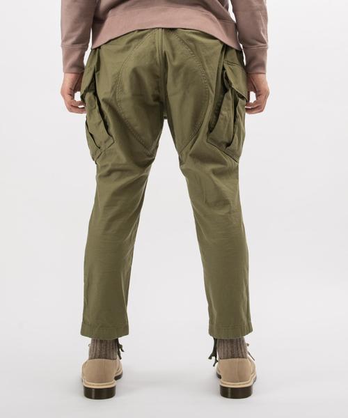 UNITED ARROWS & SONS（ユナイテッドアローズアンドサンズ）の「UNITED ARROWS & SONS（ユナイテッドアローズ＆サンズ）SKNY FIELD TROUSERS（カーゴパンツ・メンズ・ダークグリーン・LARGE/X-LARGE/MEDIUM/SMALL）」の11枚目の写真