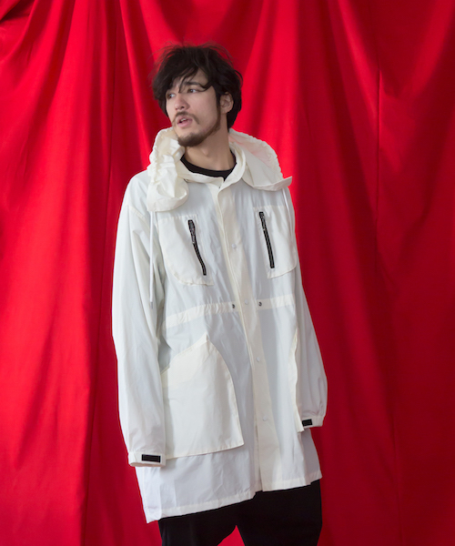 VIRGOwearworks(ヴァルゴウェアワークス)の「WATER REPELLENT MILITARY COAT(プリント無し)(ミリタリージャケット)」|ホワイト