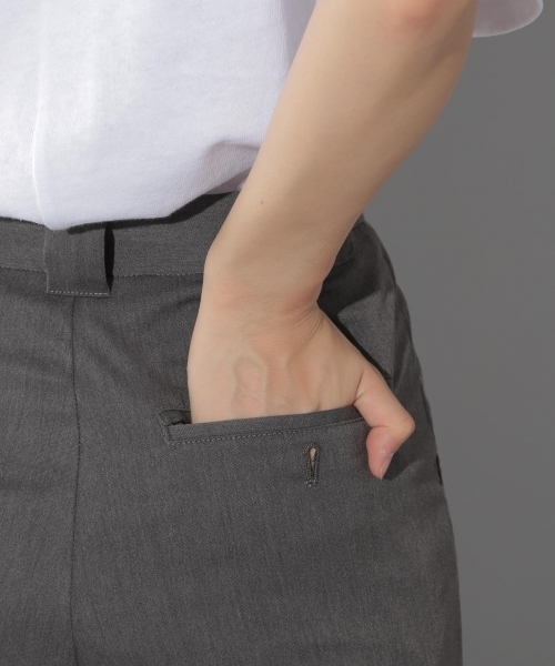 PAGEBOY（ページボーイ）の「ＴＲスラックス（スラックス・レディース・チャコールグレー/ブラック/ベージュ・SMALL/MEDIUM）」の13枚目の写真