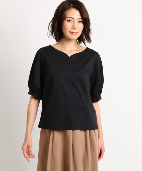 Sunauna(スーナウーナ)の「【洗える】ハートネック五分袖プルオーバー(Tシャツ/カットソー・レディース・ブラック/パープル/ブラック系1・38/40)」の4枚目の写真