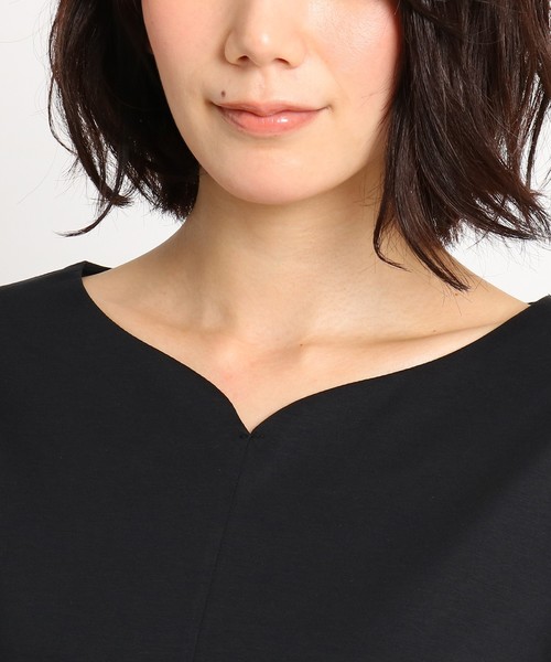 Sunauna(スーナウーナ)の「【洗える】ハートネック五分袖プルオーバー(Tシャツ/カットソー・レディース・ブラック/パープル/ブラック系1・38/40)」の7枚目の写真