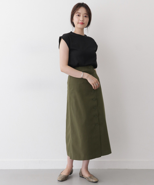 shury カーキスカート ボタン ITEMS URBANRESEARCH（アイテムズ アーバンリサーチ）の「前ボタン