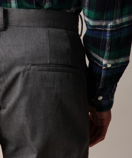 BEAUTY&YOUTH UNITED ARROWS(ビューティーアンドユースユナイテッドアローズ)の「BY ストレッチツイル ノープリーツ スリムパンツ◆(スラックス・メンズ・ダークグレー・SMALL/MEDIUM/LARGE/X-LARGE)」の8枚目の写真