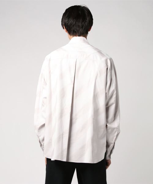 Name.（ネーム）の「【Name.】スプレーペイントシャツ/NMSH-19AW-007（シャツ/ブラウス・メンズ・サックスブルー/アイボリー・1/0）」の18枚目の写真