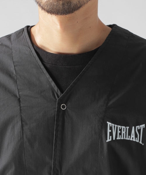 EVERLAST(スポーツ・ライフスタイル)(エバーラスト)の「【EVERLAST(エバーラスト)】別注合繊Vカーディガン(カーディガン/ボレロ・メンズ・ブラック/カーキ・MEDIUM/LARGE)」の14枚目の写真