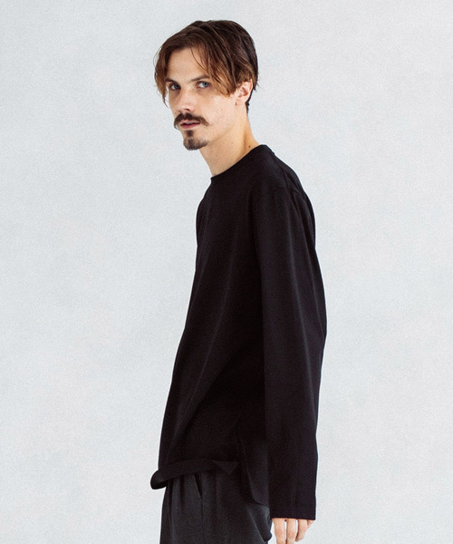 UNITED TOKYO(ユナイテッドトウキョウ)の「【OnE】テクノラマクルーネックLS(Tシャツ/カットソー・メンズ・ブラック/ネイビー/オフホワイト・1/2/3)」の6枚目の写真