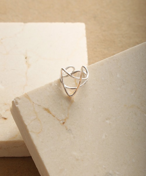 Burner（バーナー）の「【blatto 925silver】シルバー925　多デザイン　イヤーカフ　片耳用（イヤーカフ・レディース・A/B/C/D/E/F/G/H/I/J/K/L/M/N/O/P/Q/R/S/T/U/V/W/X/Y/Z/その他・FREE）」の5枚目の写真