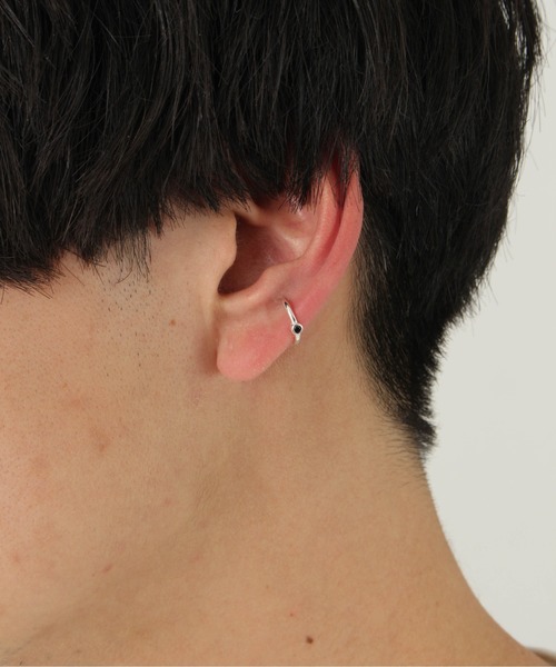 Burner（バーナー）の「【blatto 925silver】シルバー925　多デザイン　イヤーカフ　片耳用（イヤーカフ・レディース・A/B/C/D/E/F/G/H/I/J/K/L/M/N/O/P/Q/R/S/T/U/V/W/X/Y/Z/その他・FREE）」の17枚目の写真