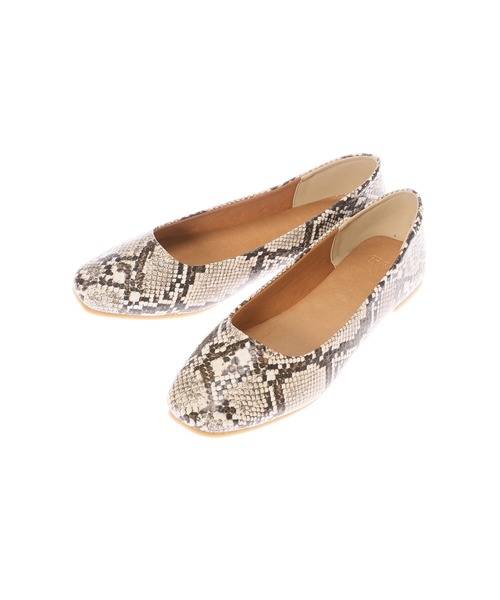 fifth(フィフス)の「スクエアフラットパンプス(バレエシューズ・レディース・アニマル/ラベンダー/モカ/シルバー・23.0cm/24.5cm/23.5cm/24.0cm/25cm/22.5㎝/22.5cm/25.0cm)」の5枚目の写真