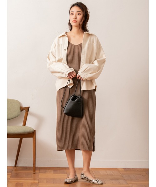 fifth(フィフス)の「スクエアフラットパンプス(バレエシューズ・レディース・アニマル/ラベンダー/モカ/シルバー・23.0cm/24.5cm/23.5cm/24.0cm/25cm/22.5㎝/22.5cm/25.0cm)」の13枚目の写真