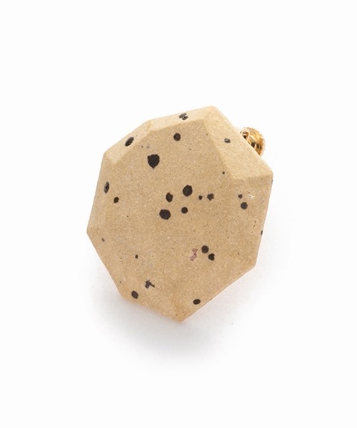 LAPUIS（ラピュイ）の「Lapuis(ラピュイ)ARITA Stone Earring（イヤリング・レディース・ホワイト/ベージュ/ブラック・FREE）」の9枚目の写真