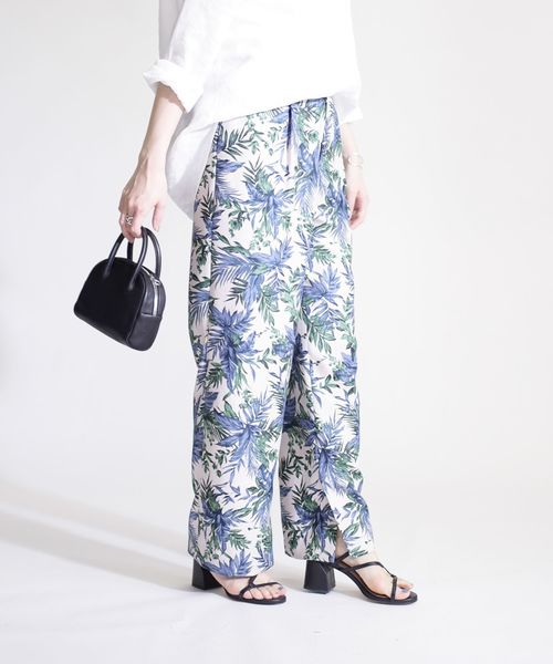 SHIPS(シップス)の「リーフプリントフルレングスパンツ◇(その他パンツ・レディース・ライトブルー/ナチュラル・38/36)」の21枚目の写真