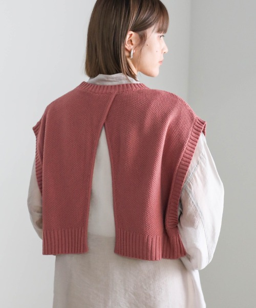 select MOCA（セレクトモカ）の「バックスリットニットショートベスト（ベスト・レディース・ブラック/ベージュ/ブラウン/スモークピンク/グリーン/グレイッシュブルー/パープル・FREE）」の7枚目の写真