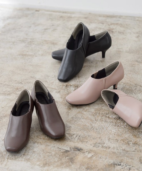 Pierrot（ピエロ）の「スクエアトゥショートブーツ（ブーツ・レディース・ブラック/ブラウン/グレイッシュベージュ・S/M/L/LL）」の4枚目の写真