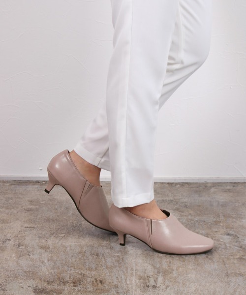 Pierrot（ピエロ）の「スクエアトゥショートブーツ（ブーツ・レディース・ブラック/ブラウン/グレイッシュベージュ・S/M/L/LL）」の5枚目の写真