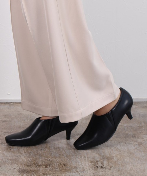 Pierrot（ピエロ）の「スクエアトゥショートブーツ（ブーツ・レディース・ブラック/ブラウン/グレイッシュベージュ・S/M/L/LL）」の10枚目の写真