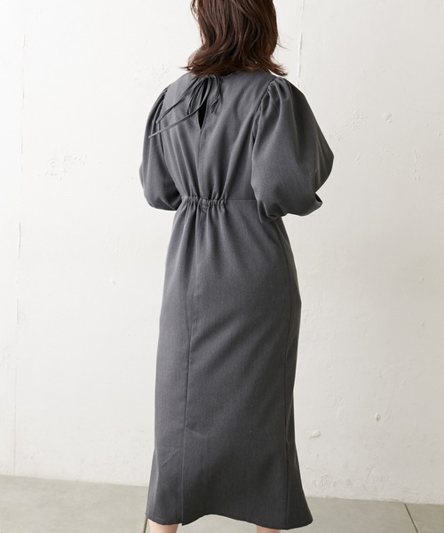 natural couture(ナチュラルクチュール)の「【WEB限定カラー有り】バックリボンボリュームロングスリーブワンピース(ワンピース・レディース・ブラック/ベージュ/モカ/その他1/その他2・FREE)」の6枚目の写真