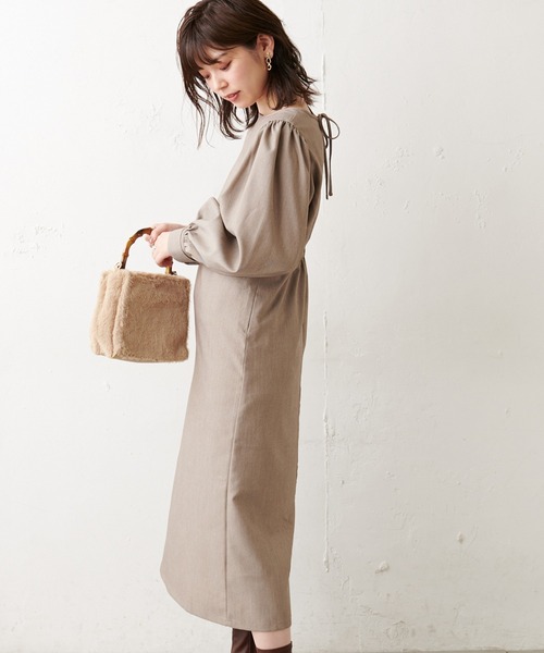 natural couture(ナチュラルクチュール)の「【WEB限定カラー有り】バックリボンボリュームロングスリーブワンピース(ワンピース・レディース・ブラック/ベージュ/モカ/その他1/その他2・FREE)」の22枚目の写真